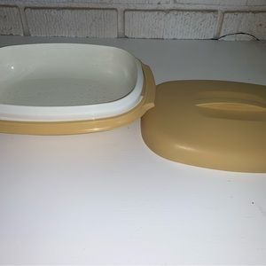 Vintage Tupperware Harvest Gold
